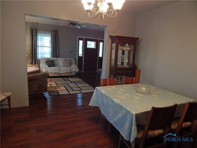 Dinning Room looking into living room. New laminat