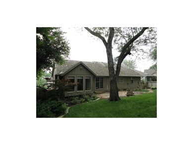 Extensive Landscaping and Flagstone Patio w/Firepi