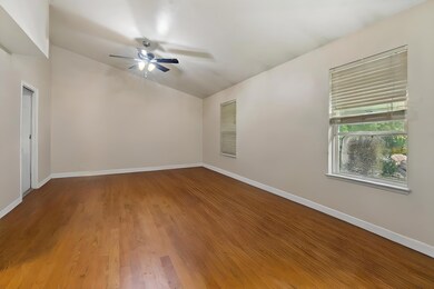 2632 Peppertree Ln, Waukegan, IL 60085 - photo 6