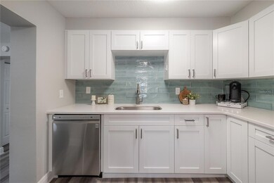 4301 W Knights Ave, Tampa, FL 33611 - photo 5