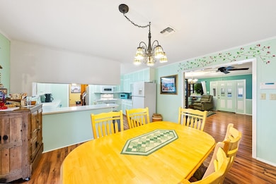 101 E Grothe St, Fredericksburg, TX 78624 - photo 6