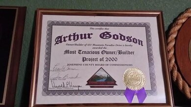 431 Mountain Paradise Dr, Grants Pass, OR 97526 - photo 3