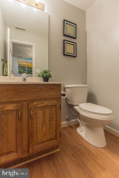 44270 Blueberry Ln, California, MD 20619 - photo 3