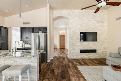 4706 E Via Montoya Dr, Phoenix, AZ 85050 - photo 2