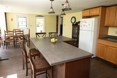 13 Commonwealth Ave, Ludlow, VT 05149 - photo 5