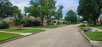 16110 Ridge Park Dr, Houston, TX 77095 - photo 4