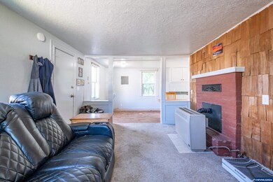 504 W Main St, Sheridan, OR 97378 - photo 5