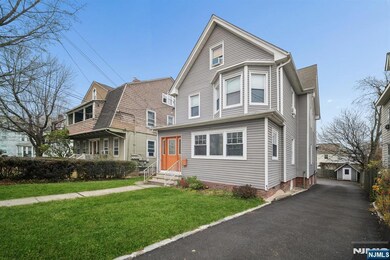 159 Valley Rd unit 2, Montclair, NJ 07042 - photo 2