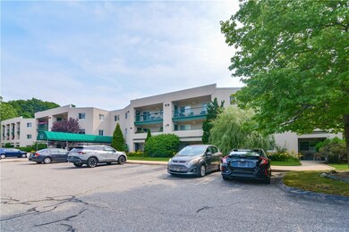 31 Devereux St unit 302, Providence, RI 02909 - photo 2