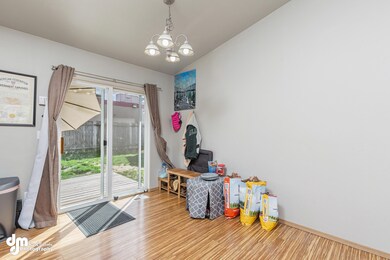 Dining Area 20190524-DW-40693-FULL