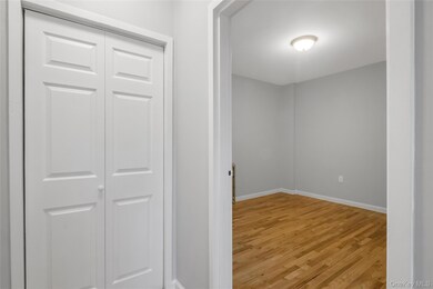 2410 Davidson Ave unit B5, Bronx, NY 10468 - photo 7
