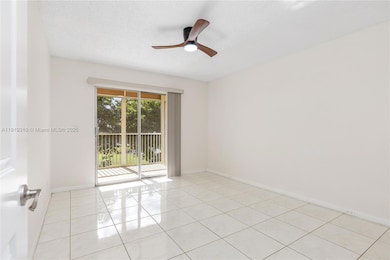 13250 SW 4th Ct unit 401G, Pembroke Pines, FL 33027 - photo 4