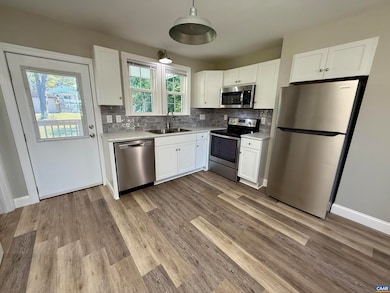 756 N Augusta Ave, Waynesboro, VA 22980 - photo 2