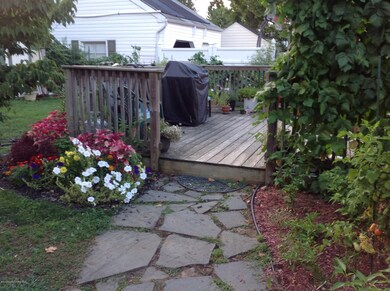 125 Warren St, Keyport, NJ 07735 - photo 4