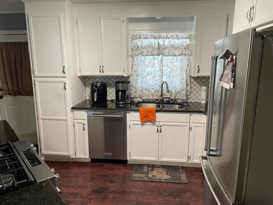 406 Central Ave, Wake Village, TX 75501 - photo 5