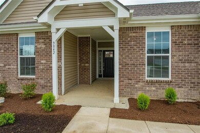 9842 Constellation Dr, Pendleton, IN 46064 - photo 2