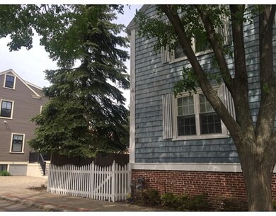 11 Pickman St, Salem, MA 01970 - photo 4