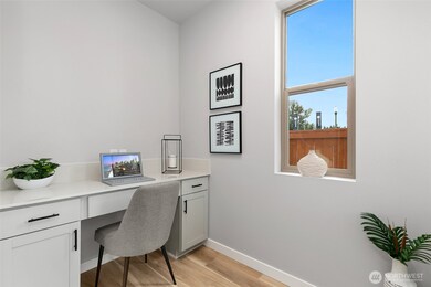 Picture of Model, Same Floorplan