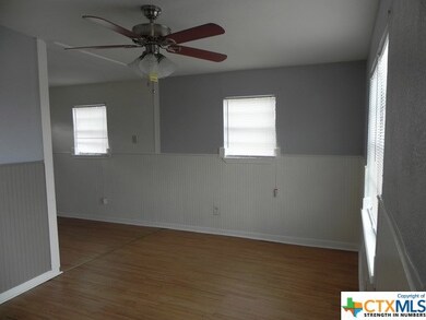 202 E Halstead Ave, Copperas Cove, TX 76522 - photo 5