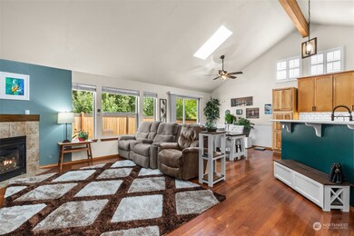 2316 Carnation Ct, Port Orchard, WA 98366 - photo 2