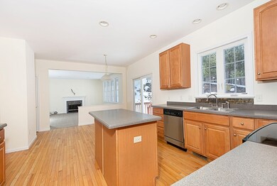 36 Aspen Ave, South Grafton, MA 01560 - photo 6