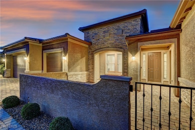 8411 S Cimarron Rd, Las Vegas, NV 89113 - photo 3