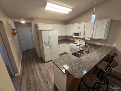 9783 Cobblebrook Dr, Pensacola, FL 32506 - photo 4