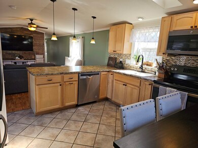 7 Kenwater Ave, Rochester, NH 03867 - photo 6