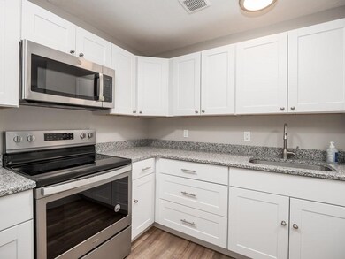 594 American Legion Hwy unit 7, Roslindale, MA 02131 - photo 3