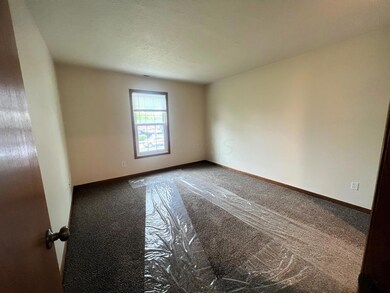 635 Milcrest Dr, Marysville, OH 43040 - photo 7