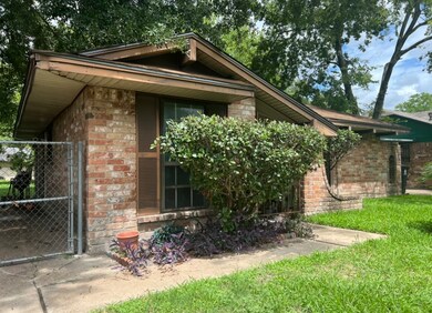 842 Conklin St, Houston, TX 77088 - photo 5