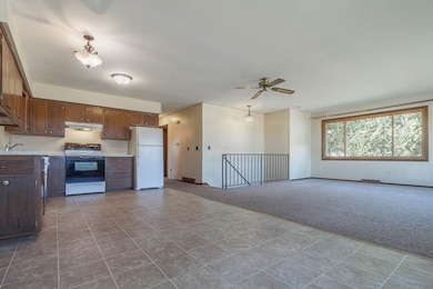 1651 Hook Island Rd, Oregon, WI 53575 - photo 3