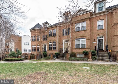 10215 Pembroke Green Place, Columbia, MD 21044 - photo 3