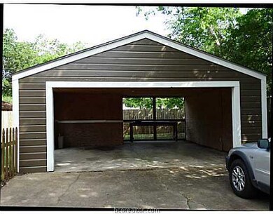 Garage.