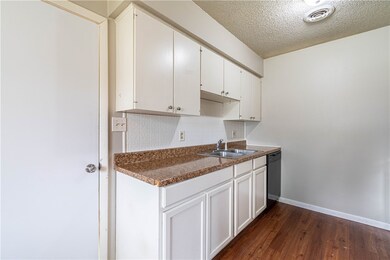 2217 W Alpine Cir, Siloam Springs, AR 72761 - photo 7