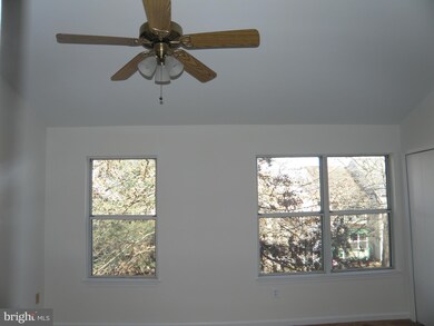 9520 Clocktower Ln, Columbia, MD 21046 - photo 6