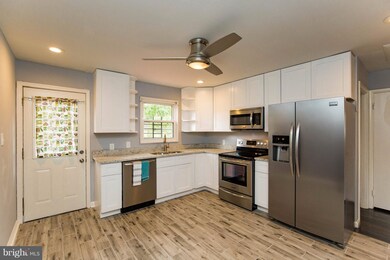 4309 Lyons St, Temple Hills, MD 20748 - photo 3