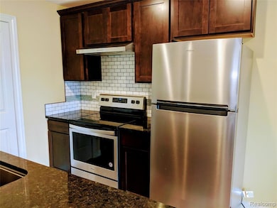 89 E Edsel Ford Fwy unit 4, Detroit, MI 48202 - photo 4