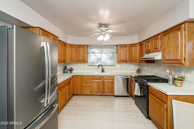 007_Kitchen
