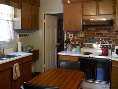321 Eleanor St, Schenectady, NY 12306 - photo 2