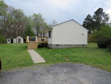 451 Southside Ln, Dunnsville, VA 22454 - photo 4