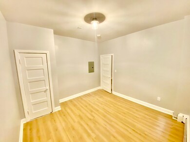 84 N Margin St unit 1, Boston, MA 02113 - photo 6