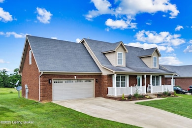 1431 Stringer Ln, Mount Washington, KY 40047 - photo 2