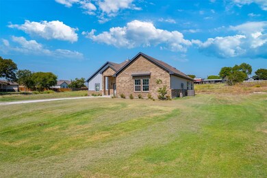 1013 Don Eve Ct, Azle, TX 76020 - photo 4