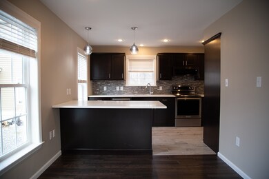 98 Poplar St unit 2, Danvers, MA 01923 - photo 4