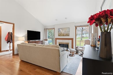 4535 4535 Golf View Dr Dr unit 97, Genoa Township, MI 48116 - photo 4