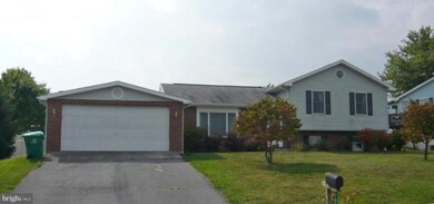 1268 Candice Ln, Chambersburg, PA 17201 - photo 2