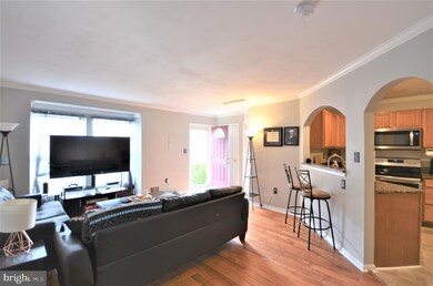 8304 Duck Hawk Way unit 3, Lorton, VA 22079 - photo 4