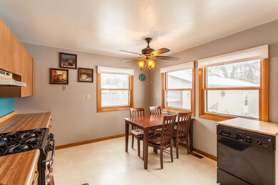 1617 13th Ave S, Grand Forks, ND 58201 - photo 4