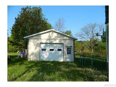 Garage.
